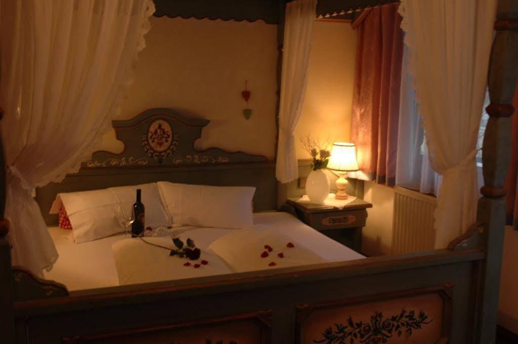 Hotel Gasthaus Schwarzenstein Ginzling Eksteriør bilde