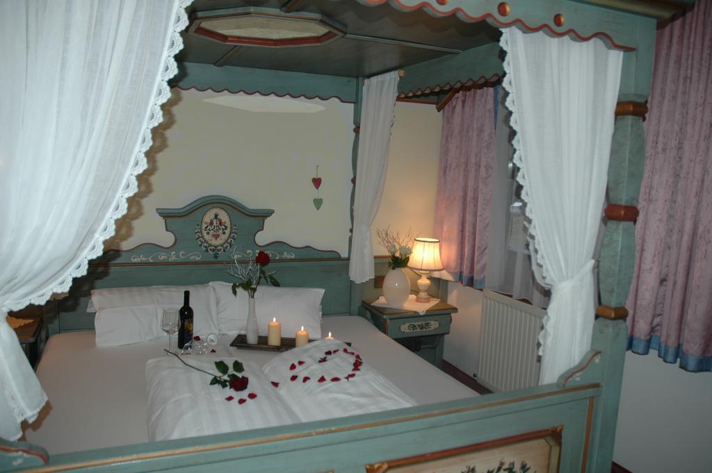 Hotel Gasthaus Schwarzenstein Ginzling Eksteriør bilde